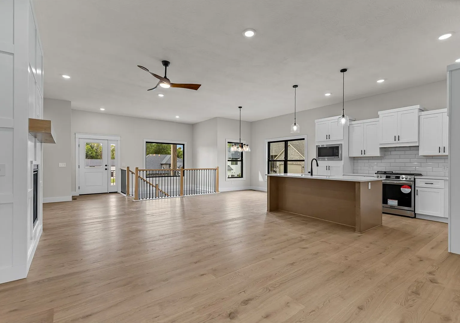 New Construction! Four bedroom home in gated neighborhood. — Photo 3