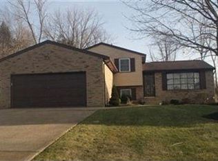 4702 Leone Rd NE, Louisville, OH 44641