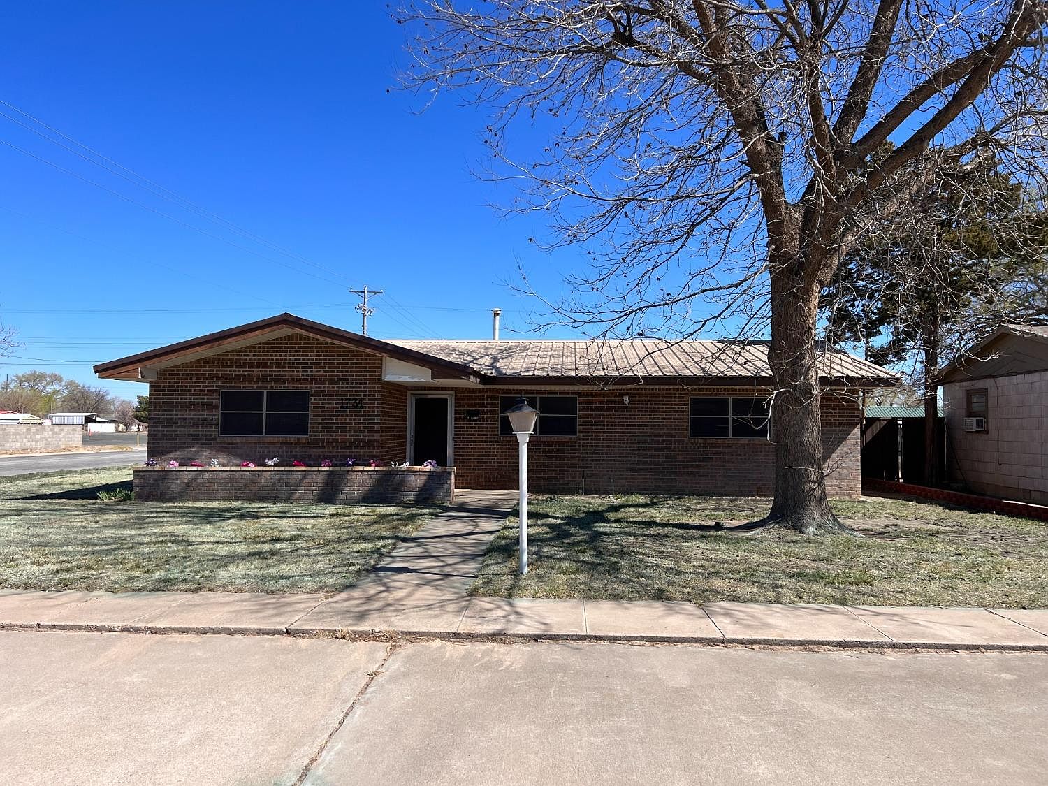 1734 W Avenue B, Muleshoe, TX 79347 Zillow