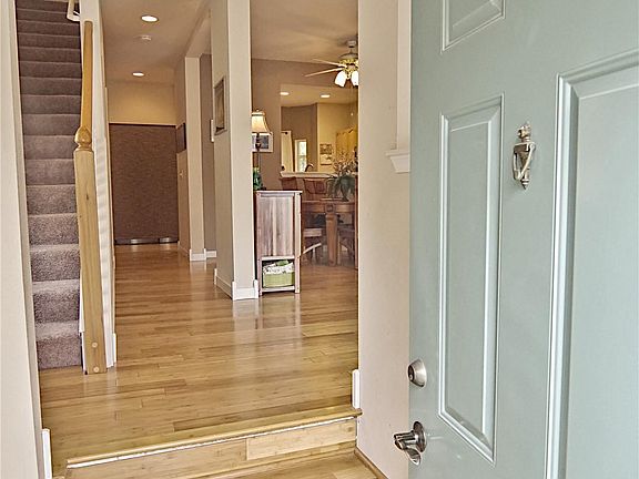 4th image of 9311 178th Pl NE Unit 3