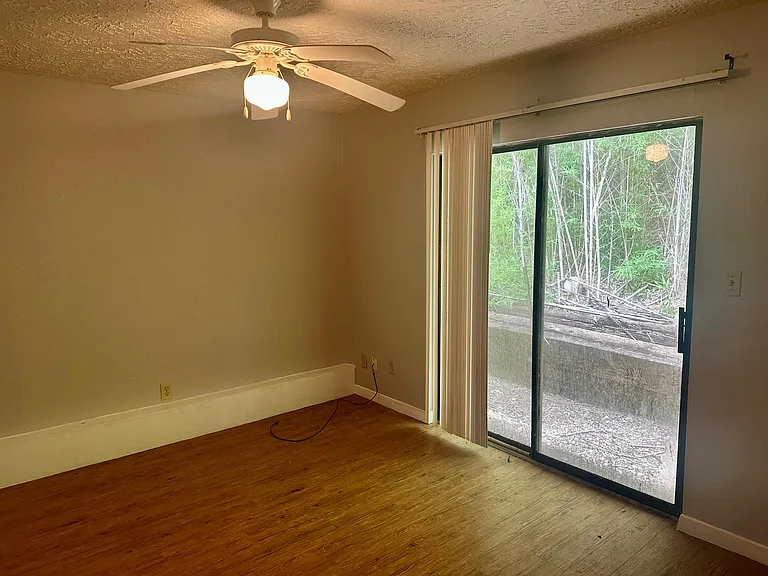 1103 Hillyer St #A — Photo 9