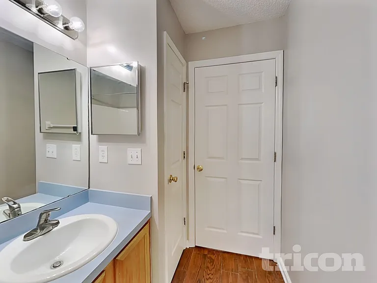 3099 Wavering Ln — Photo 16