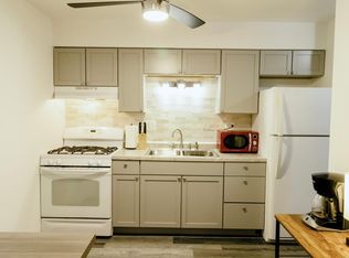 1613 9th St APT 3, Rockford, IL 61104