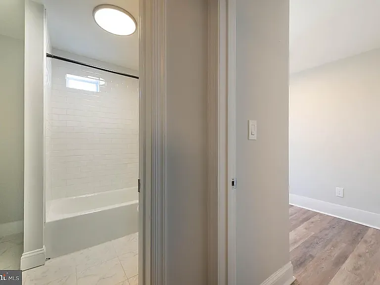 545 Barbadoes St — Photo 14