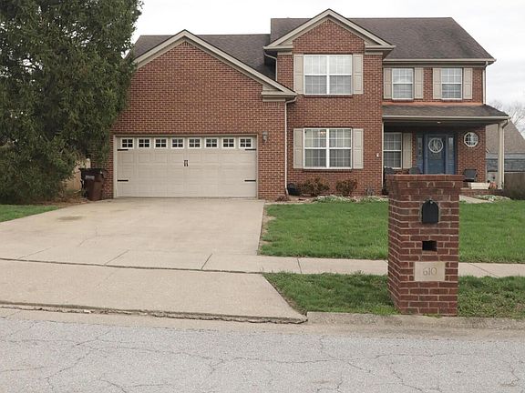 2nd image of 610 Oxford Rd