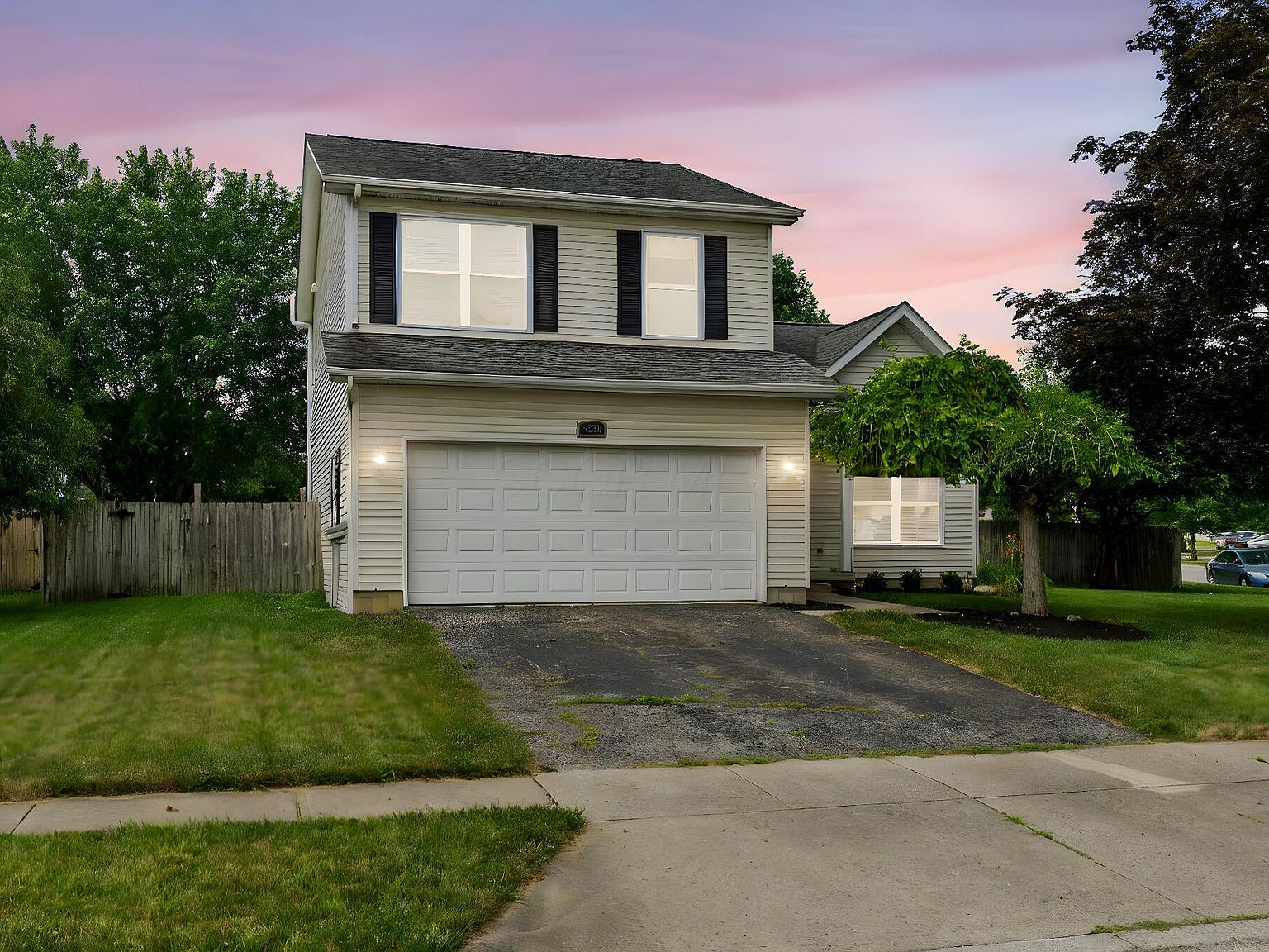 2591 Imperial Way Dr, Grove City, OH 43123 | Zillow
