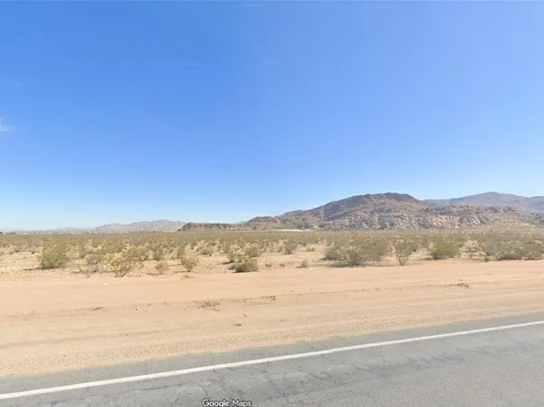 11883 Hamilton Rd, Apple Valley, CA 92308