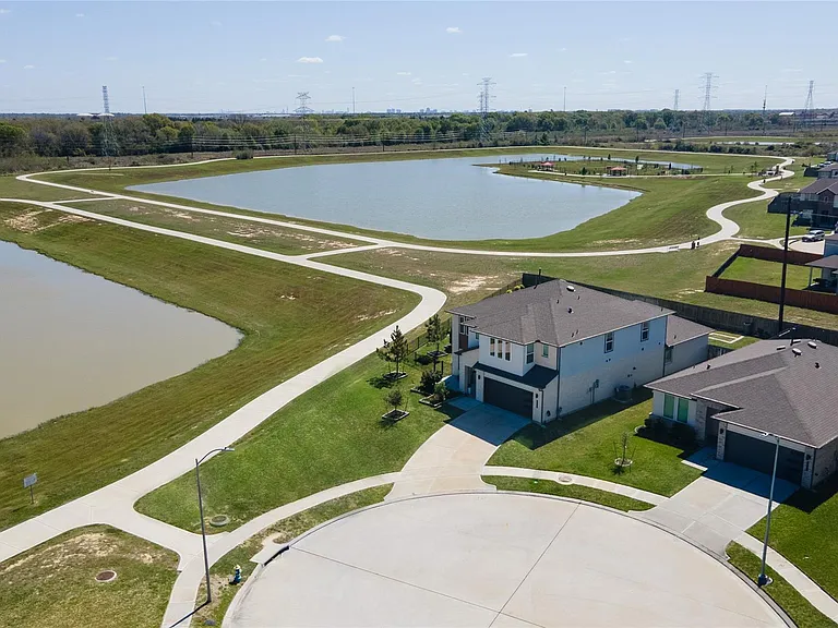 22503 Modica Rift Ln — Photo 46