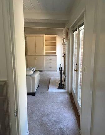 2nd image of 27 Laurel St