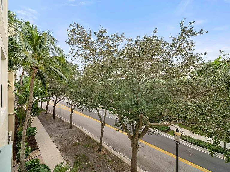 720 S Sapodilla Ave #301 — Photo 17