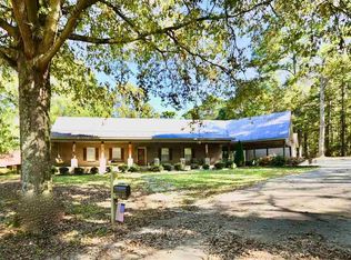 1301 Whispering Hills Cir NW, Falkville, AL 35640