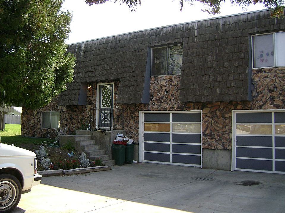2nd image of 14814 E 2nd Ave