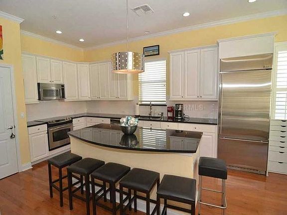 4th image of 1559 Harston Ave