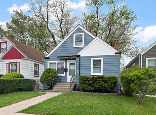 12438 S May St, Calumet Park, IL 60827