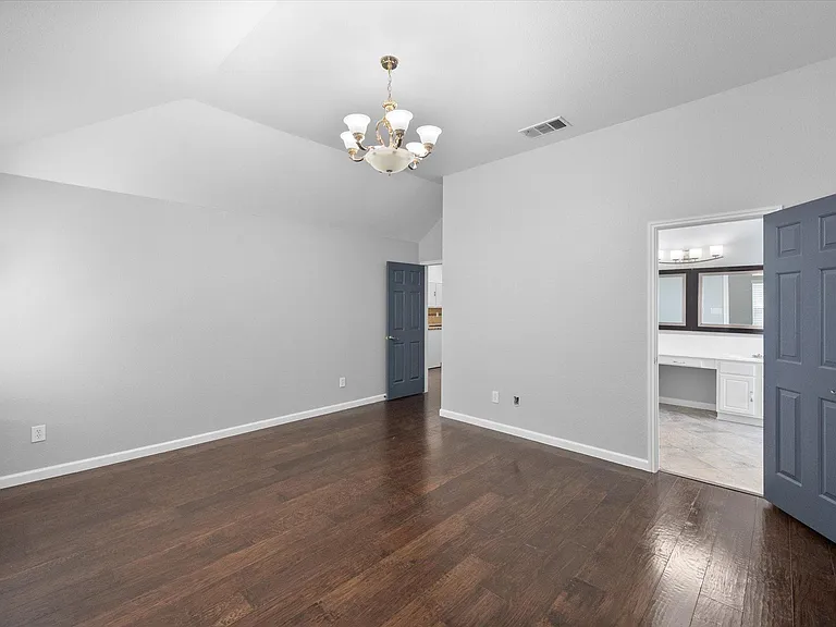2204 Windcastle Dr — Photo 26
