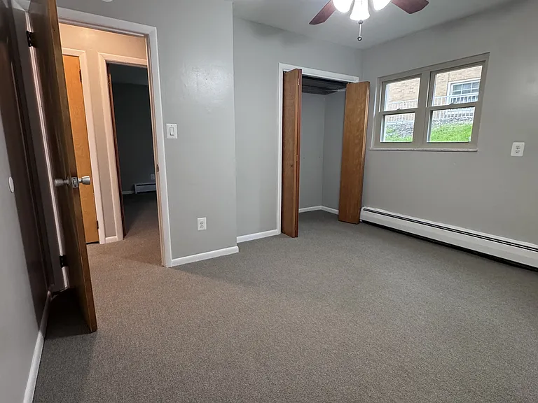 400 Riverside Dr #OVERLOOKBSMT1 — Photo 7