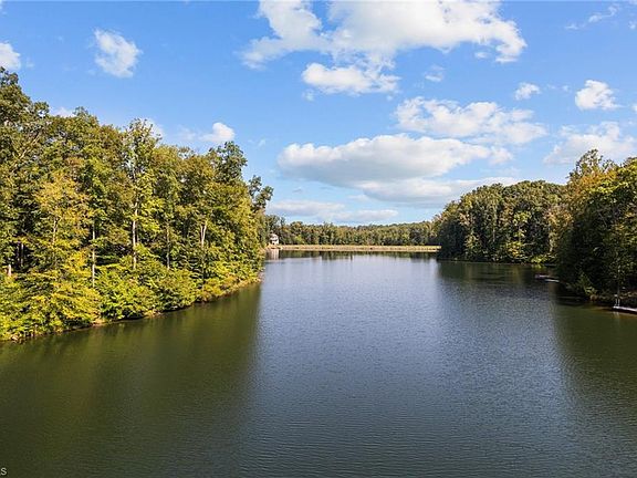 5th image of 9551 Lissara Camp Ct