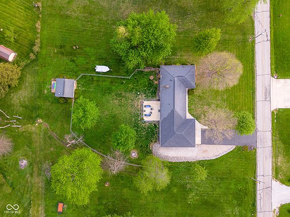 4th image of 8101 N County Road 825 E