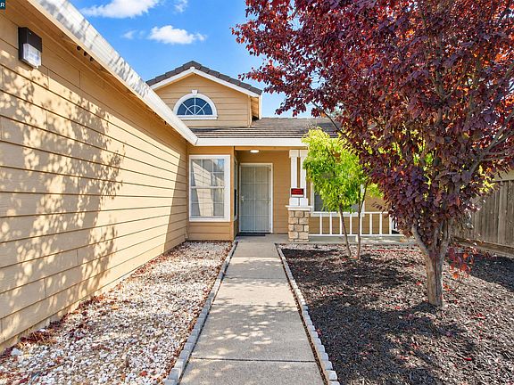 3rd image of 5119 Homestead Ct