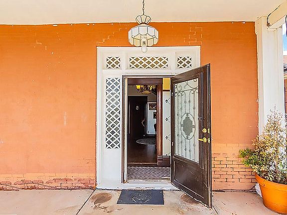 4th image of 1107 E Nevada Ave