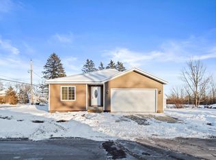 N1484 Chicago Dr, Genoa City, WI 53128