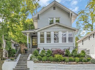 2 Mullon Ave, Port Washington, NY 11050