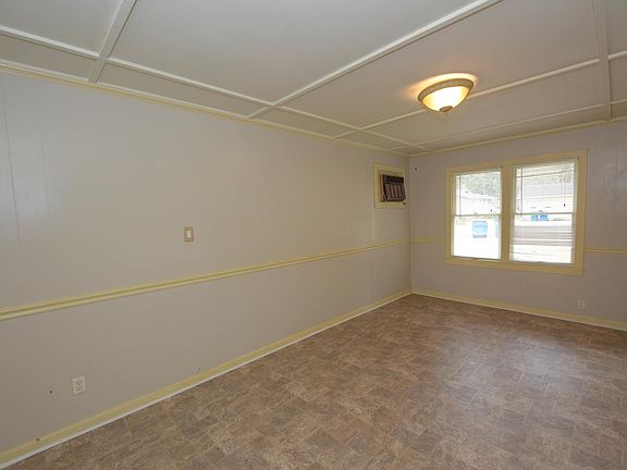 2nd image of 116 Lana Dr