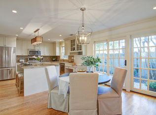 14 Charlestowne Ct, Charleston, SC 29401