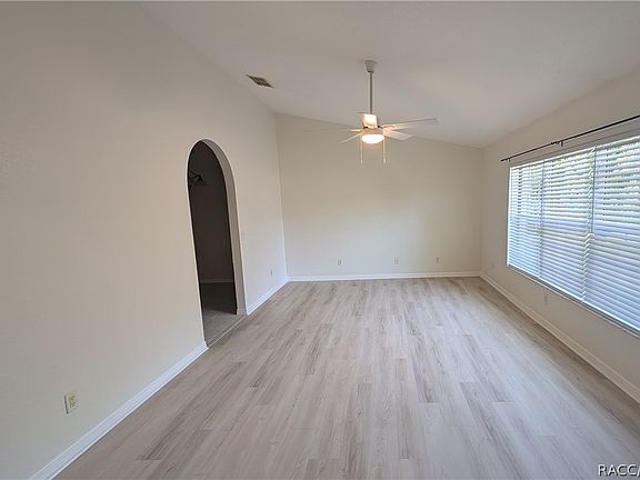 4th image of 4023 N Eagle Nest Pt