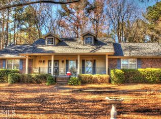 5049 Donald Dr, Loganville, GA 30052