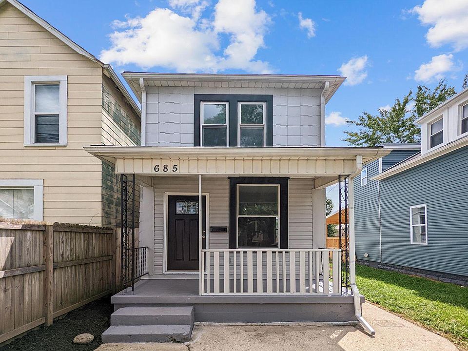 Welcome to 685 Reinhard!