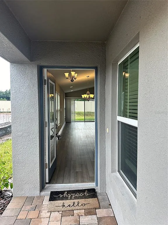 3 bed, 2.0 bath, 1518 sqft, $2,550 — Photo 2