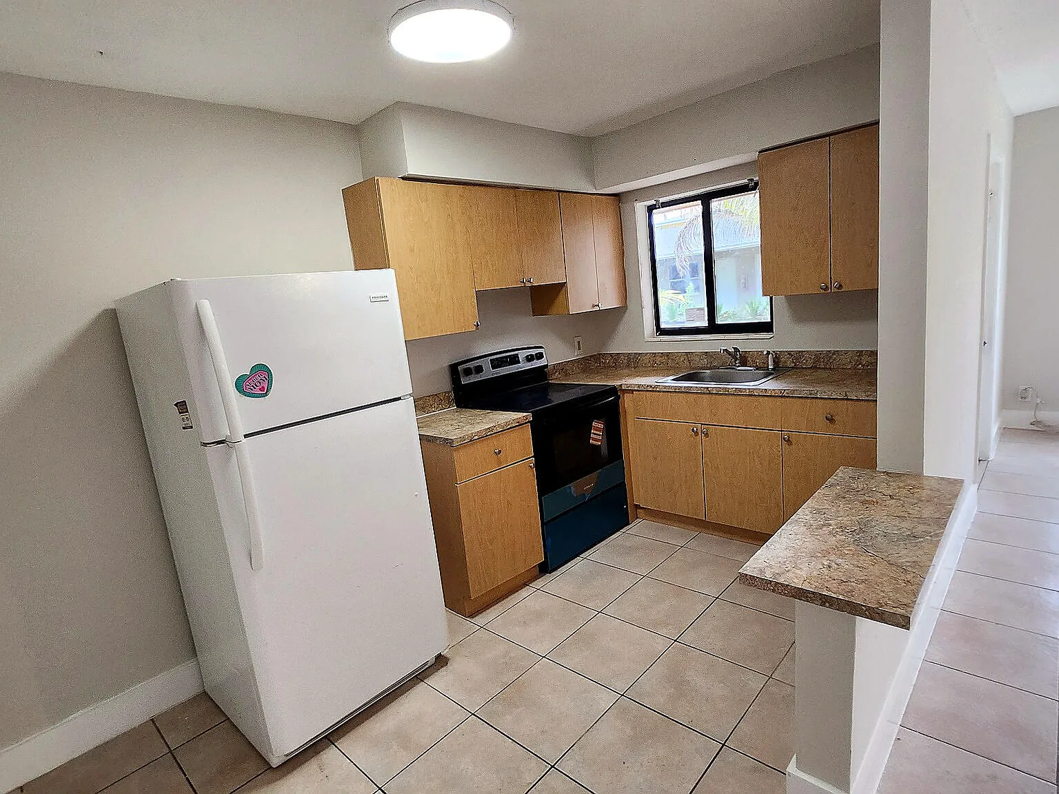 2 bed, 2.0 bath, 780 sqft, $2,000 — Photo 4