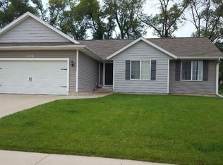 1808 Probst Dr SW, Cedar Rapids, IA 52404