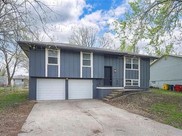 107 Baker St, Buckner, MO 64016