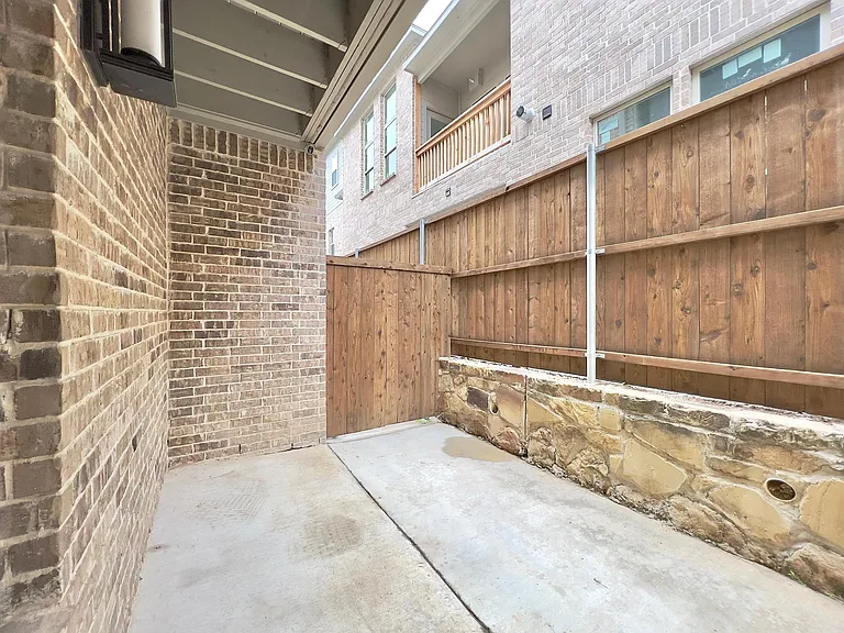 109 Canonbury Dr — Photo 41