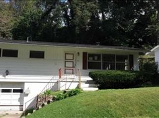 22 S Queens Ct, Huntington, WV 25705