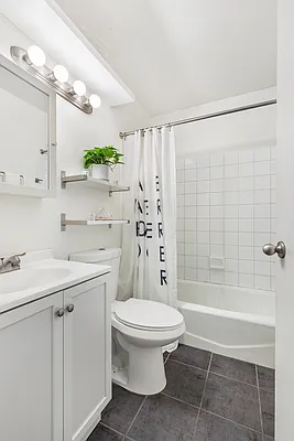 Sold by Living New York | media 12