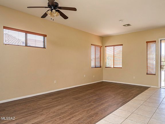 3rd image of 826 S Echo Vista Dr