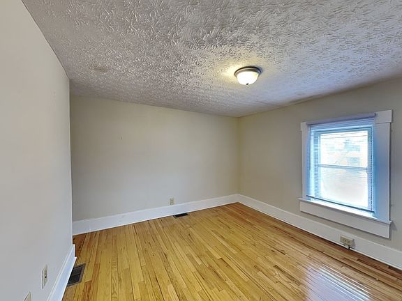 4th image of 80 Euclid Ave