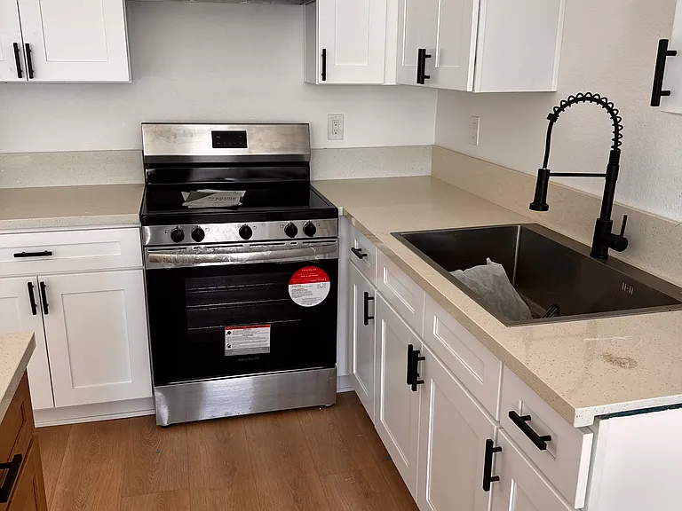 14140 Dos Palmas Rd #3 — Photo 2