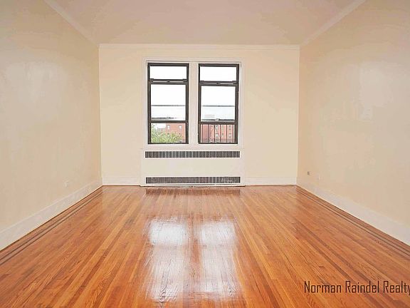 2nd image of 1900 Avenue W APT 6J