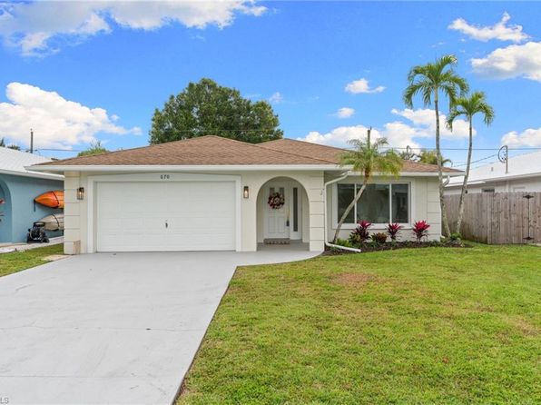 670 103rd AVE N, NAPLES, FL 34108