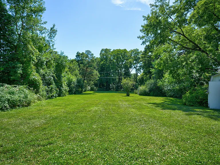 1935 Carmanbrook Pkwy — Photo 3