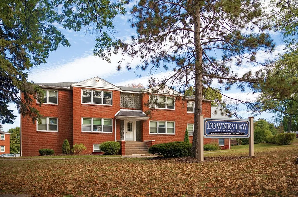 Building Photo - 200 Bradley Ave