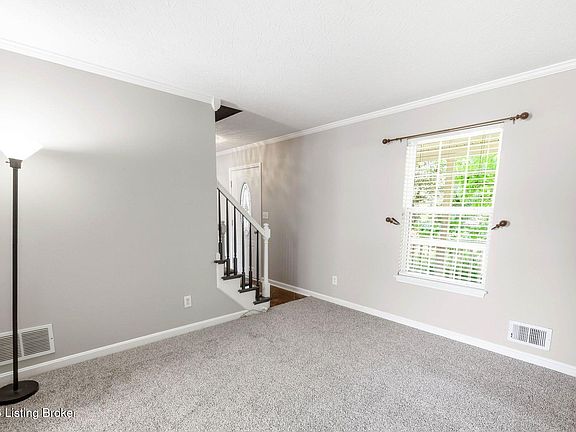 5th image of 7022 Black Walnut Cir