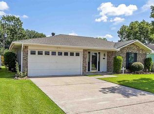 308 N 37th St, Nederland, TX 77627