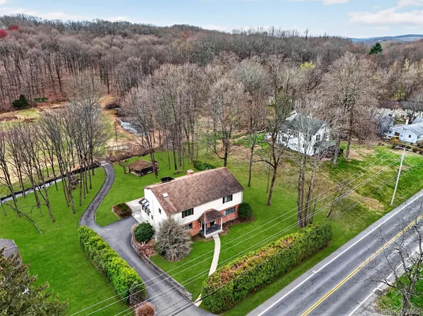 196 Vineyard Avenue, Highland, NY 12528