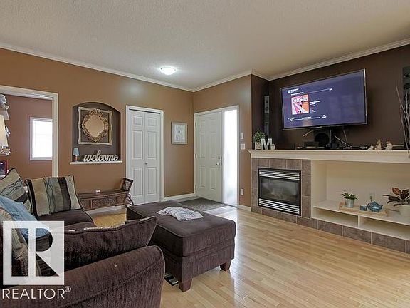 4th image of 3040 Spence Wynd SW #107