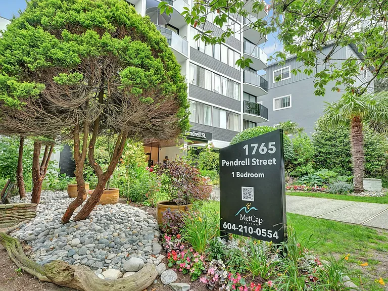 1765 Pendrell St #301 — Photo 4